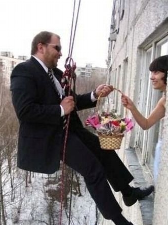 Необычная свадьба в воздухе - балкон