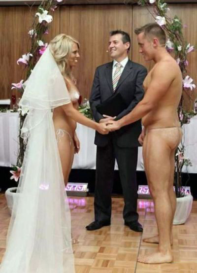 необычная нудистская свадьба
